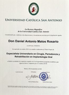 TITULO-ESPECIALISTA-CX,IMPLANTES-Y-PERIO-UCAM